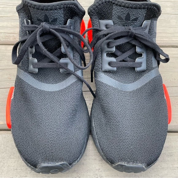 Adidas Boost Black Red NMD_R1 Sneakers size 6.5 - Picture 6 of 16
